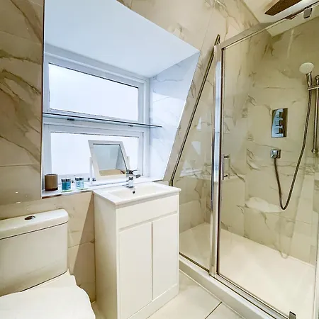 Large And Very Stylish Apartment P1 London Exterior photo